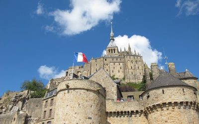 Quels sont les éléments essentiels du patrimoine normand ?